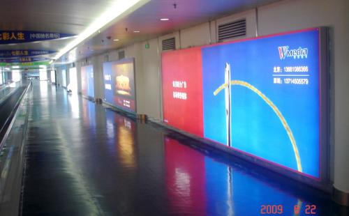 桐乡市桐乡市成都市地铁显示屏LH280一台